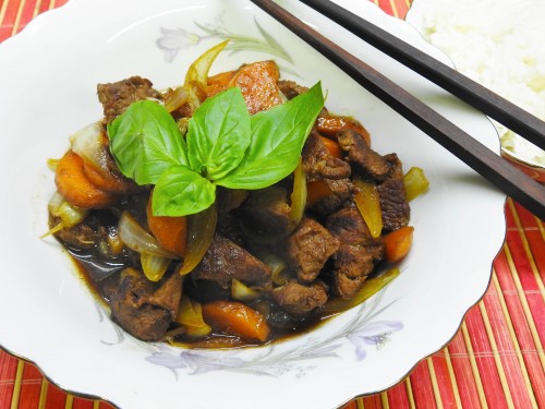 Sichuanské dušené jehněčí s mrkví