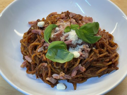 Spaghetti all’Assassina se slaninou