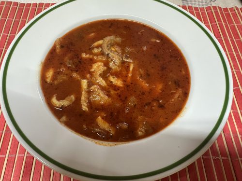 Dršťková polévka