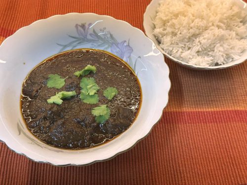 Daging Beriani – pomalu vařené kořeněné hovězí po malajsijsku