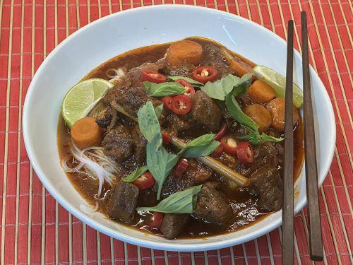 Bò Kho (vietnamský pikantní hovězí guláš)