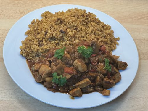 Kuřecí soté se žampiony (Mantarlı Tavuk Sote)