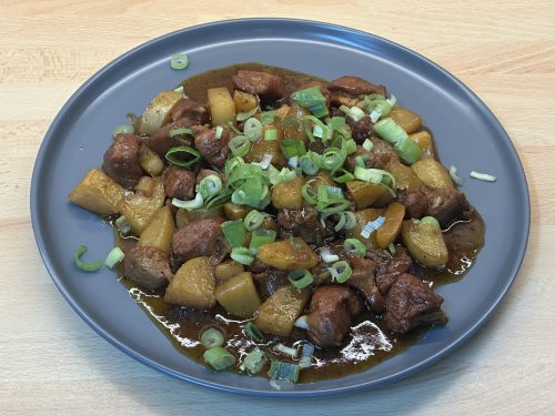 Dušené vepřové s bramborami v sójové a ústřicové omáčce – Braised Pork & Potatoes
